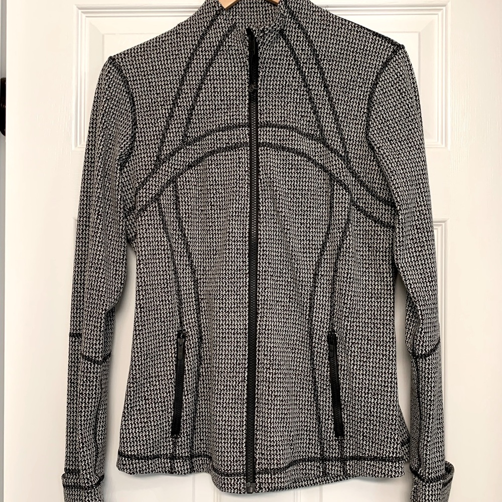 Lululemon Define Track Jacket sz 10 teeny tooth
